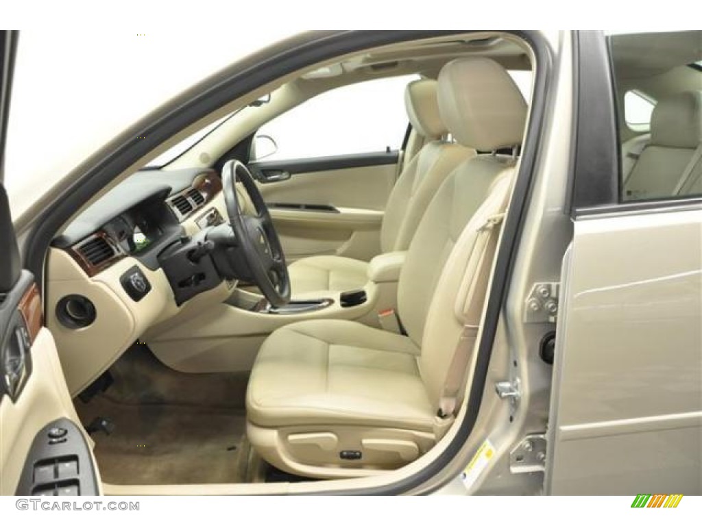 Neutral Interior 2002 Chevrolet Impala Standard Impala Model Photo #68652173