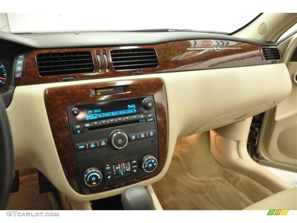 2002 Impala  - Sandrift Metallic / Neutral photo #16