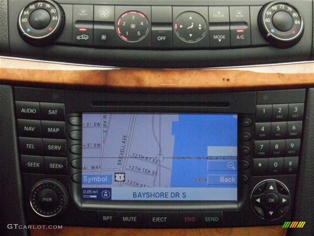 2006 Mercedes-Benz E 350 4Matic Sedan Navigation Photos