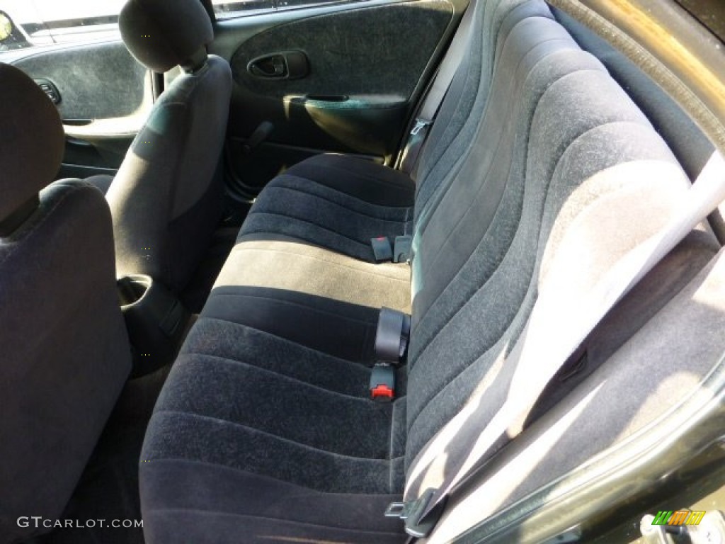 Gray Interior 1997 Saturn S Series SL2 Sedan Photo #68655903