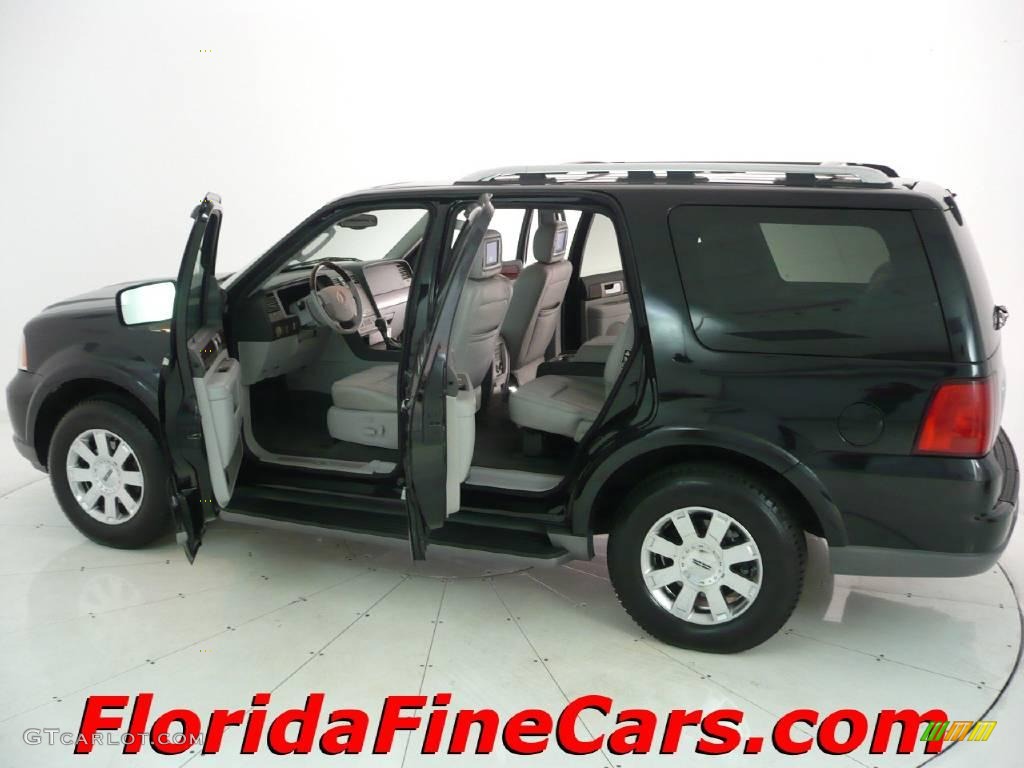 2004 Navigator Luxury - True Blue Metallic / Dove Grey photo #7