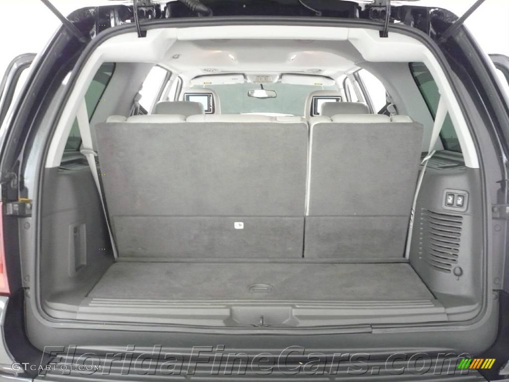 2004 Navigator Luxury - True Blue Metallic / Dove Grey photo #10