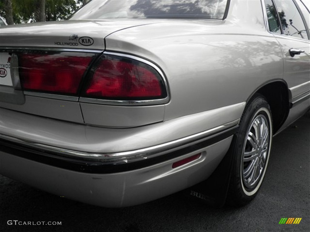 1997 LeSabre Custom - Silvermist Metallic / Beige photo #18