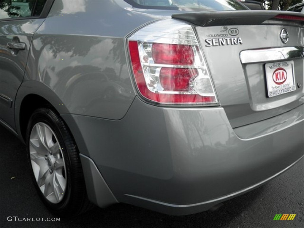 2011 Sentra 2.0 - Magnetic Gray Metallic / Charcoal photo #12