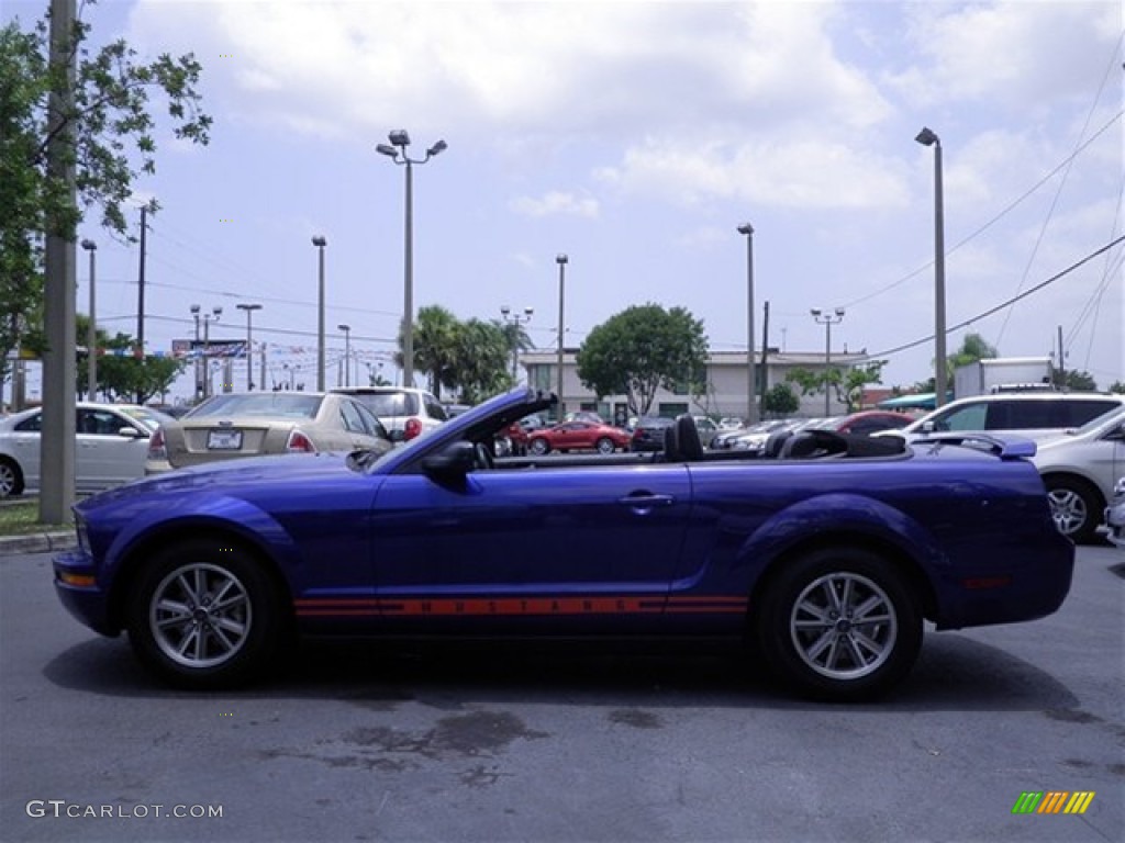 2005 Mustang V6 Premium Convertible - Sonic Blue Metallic / Dark Charcoal photo #4