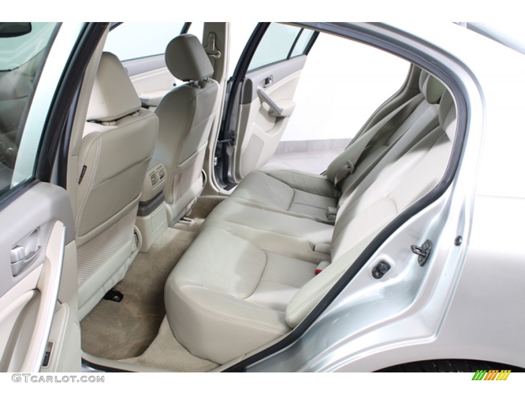 2004 Infiniti G 35 x Sedan Interior Color Photos