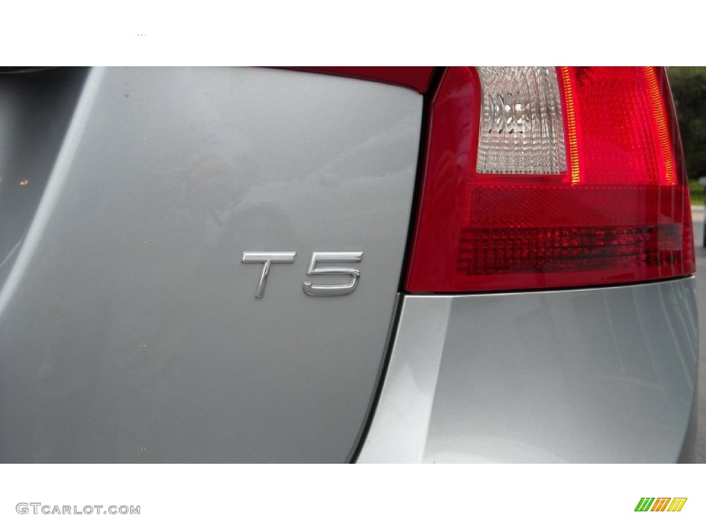 2013 Volvo S60 T5 Marks and Logos Photo #68659720