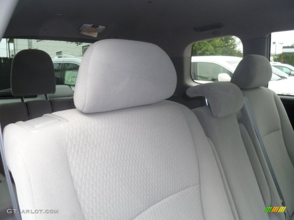 2010 Highlander V6 4WD - Classic Silver Metallic / Ash photo #12