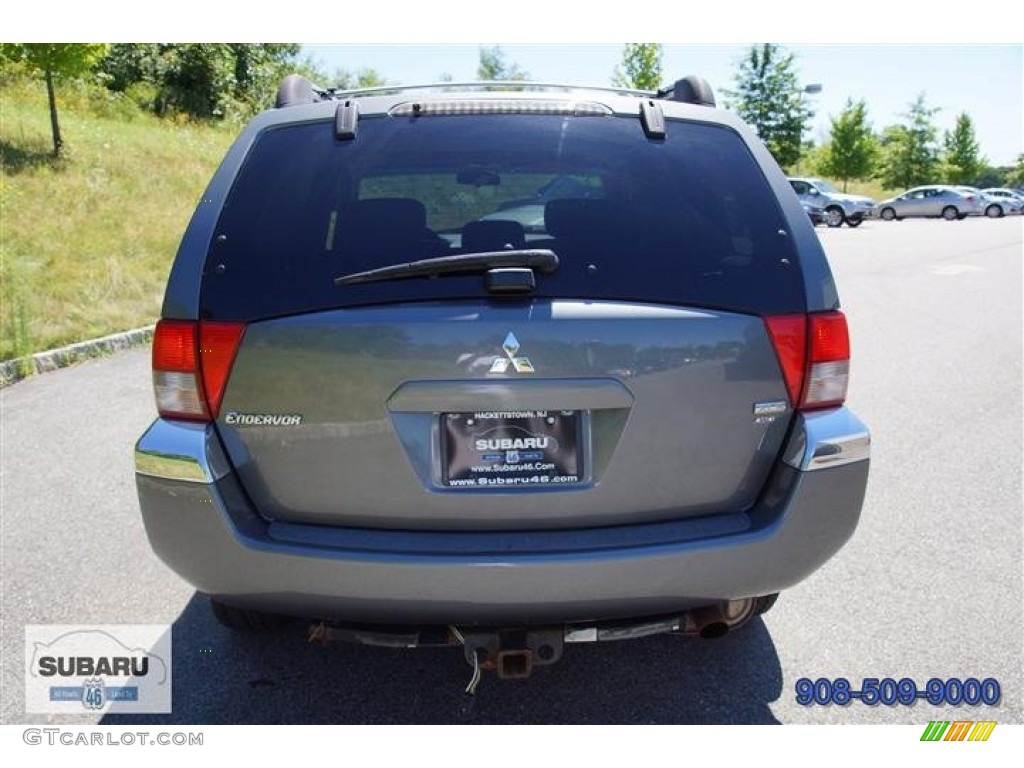 2004 Endeavor XLS AWD - Titanium Gray Pearl / Charcoal Gray photo #10