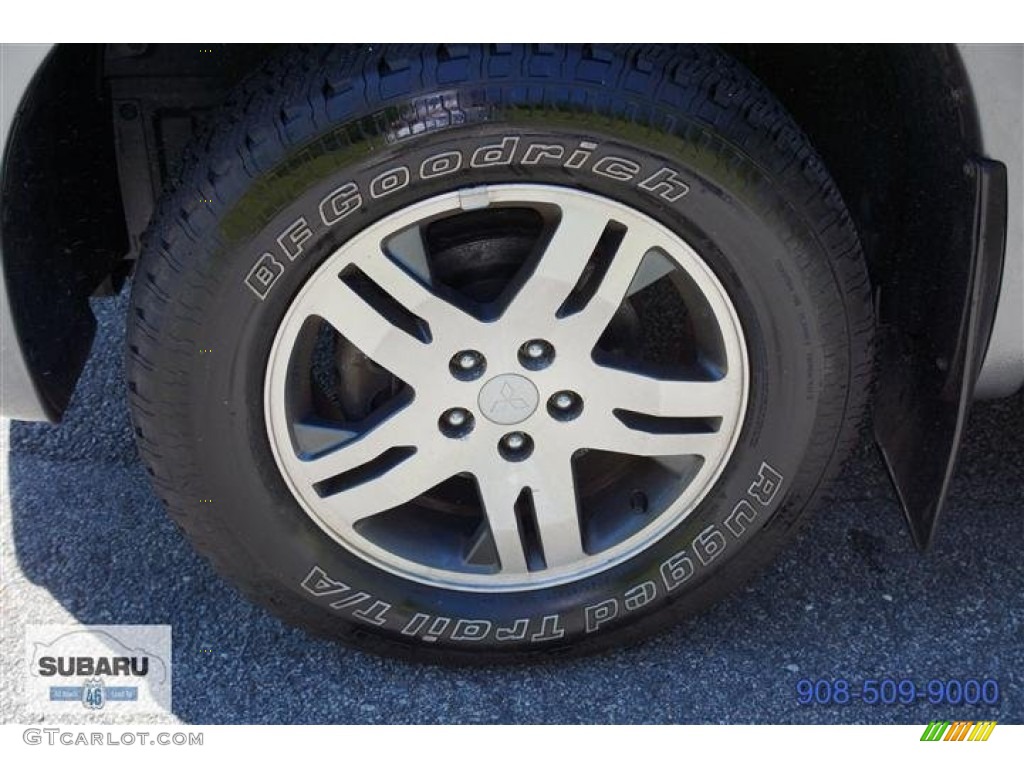 2004 Endeavor XLS AWD - Titanium Gray Pearl / Charcoal Gray photo #46