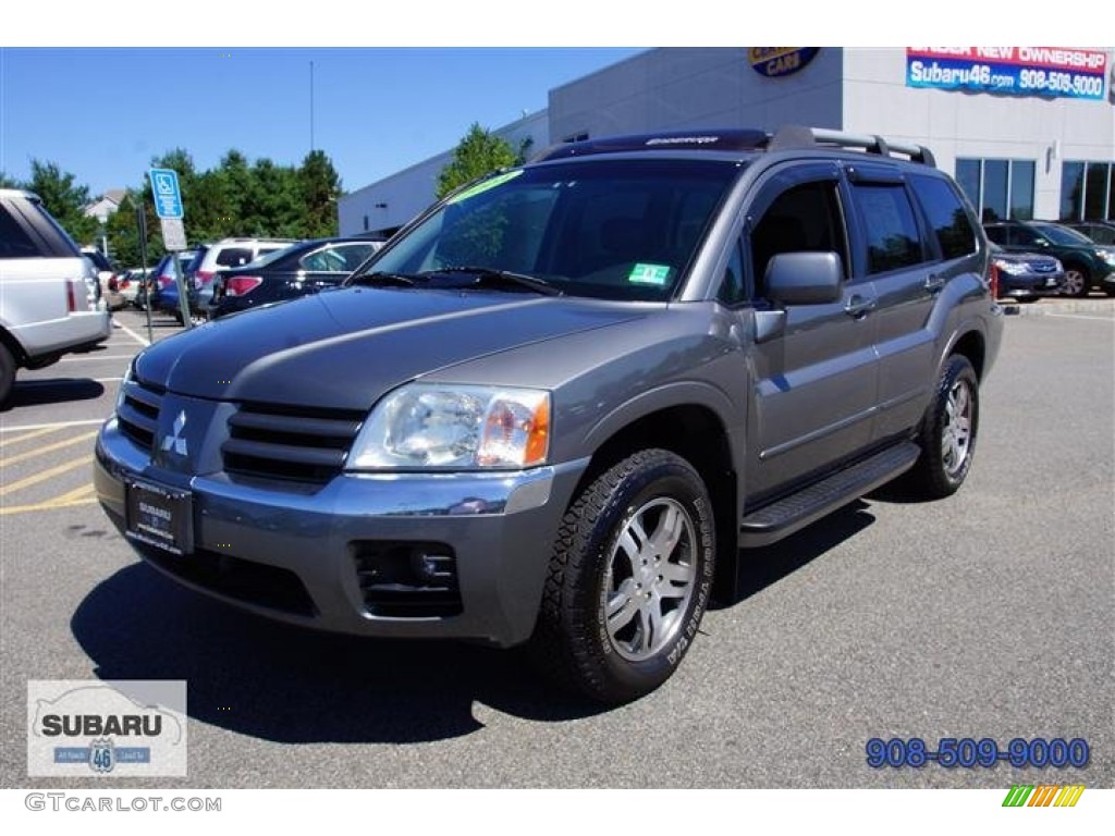 2004 Endeavor XLS AWD - Titanium Gray Pearl / Charcoal Gray photo #50
