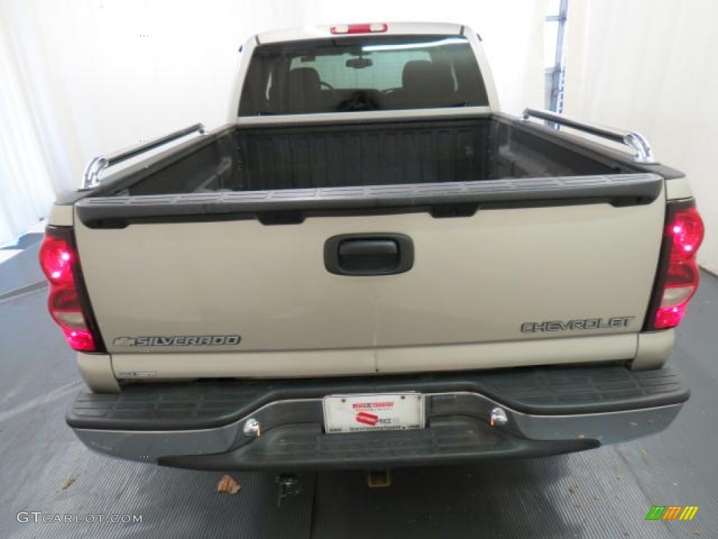 2004 Silverado 1500 LS Extended Cab - Silver Birch Metallic / Dark Charcoal photo #24