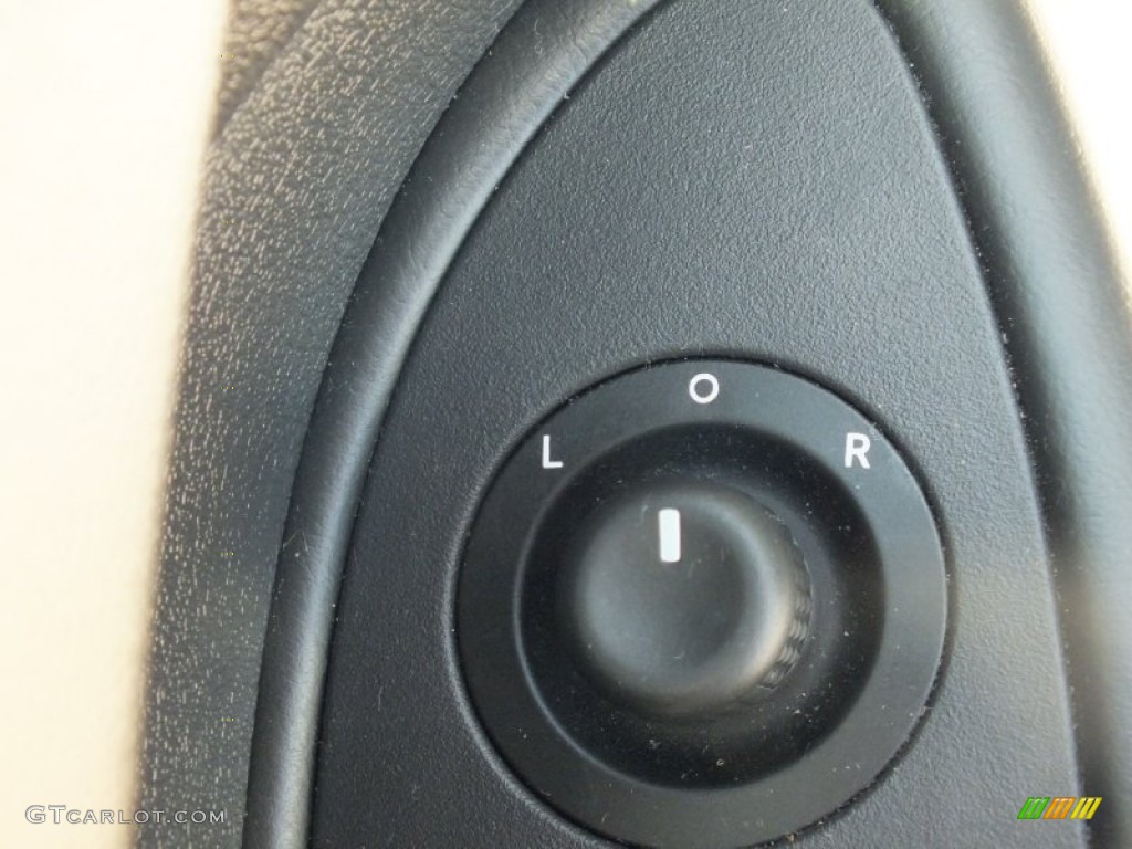 2010 Charger SXT - Stone White / Dark Slate Gray photo #20