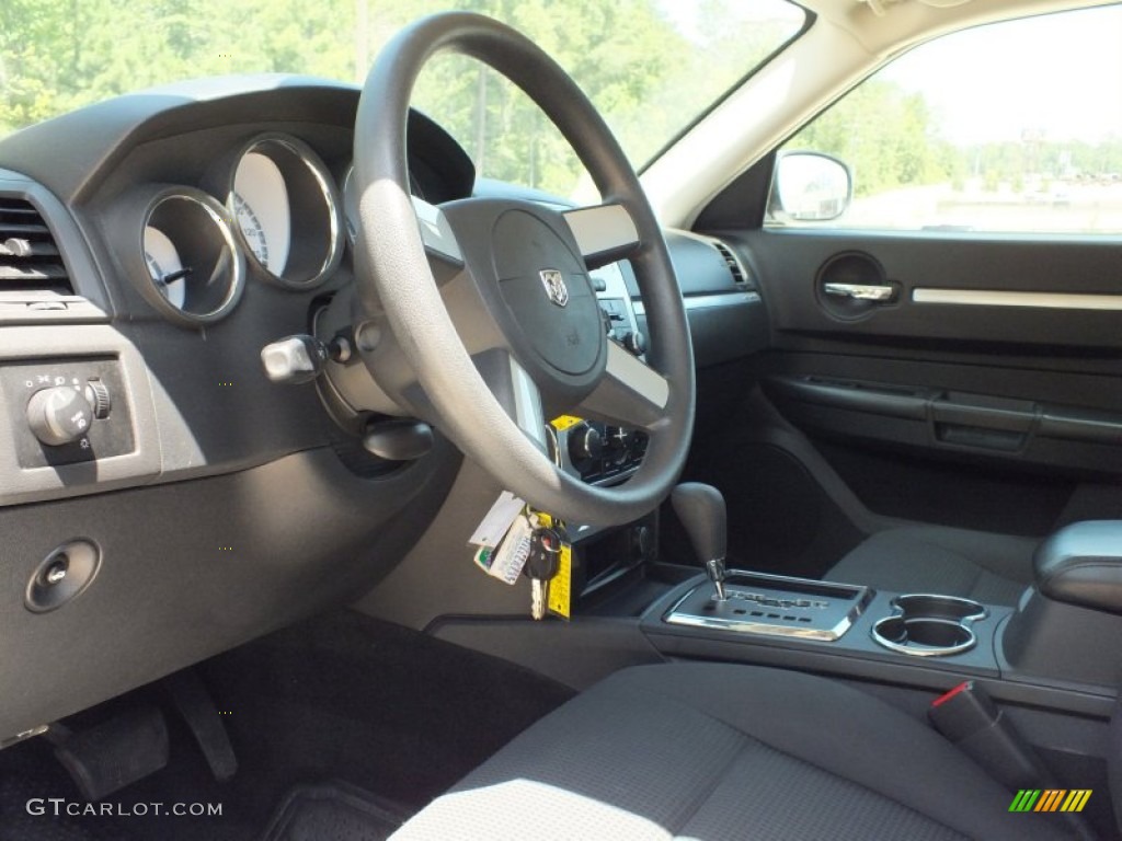 2010 Charger SXT - Stone White / Dark Slate Gray photo #28