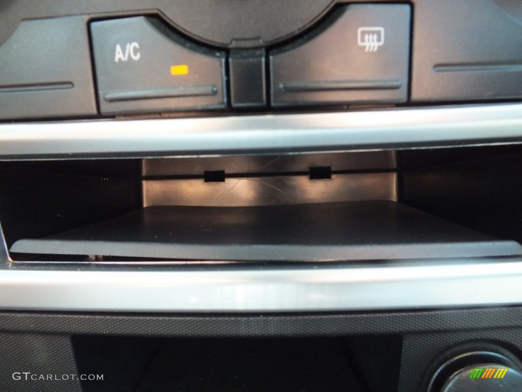 2010 Charger SXT - Stone White / Dark Slate Gray photo #37