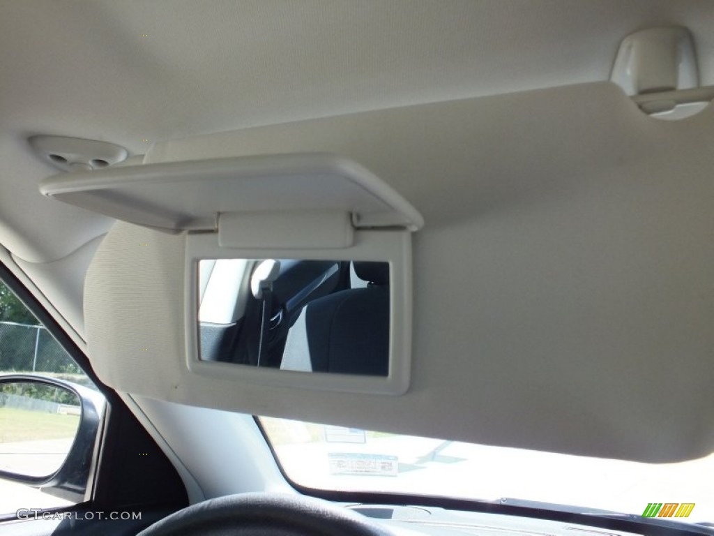 2010 Charger SXT - Stone White / Dark Slate Gray photo #43