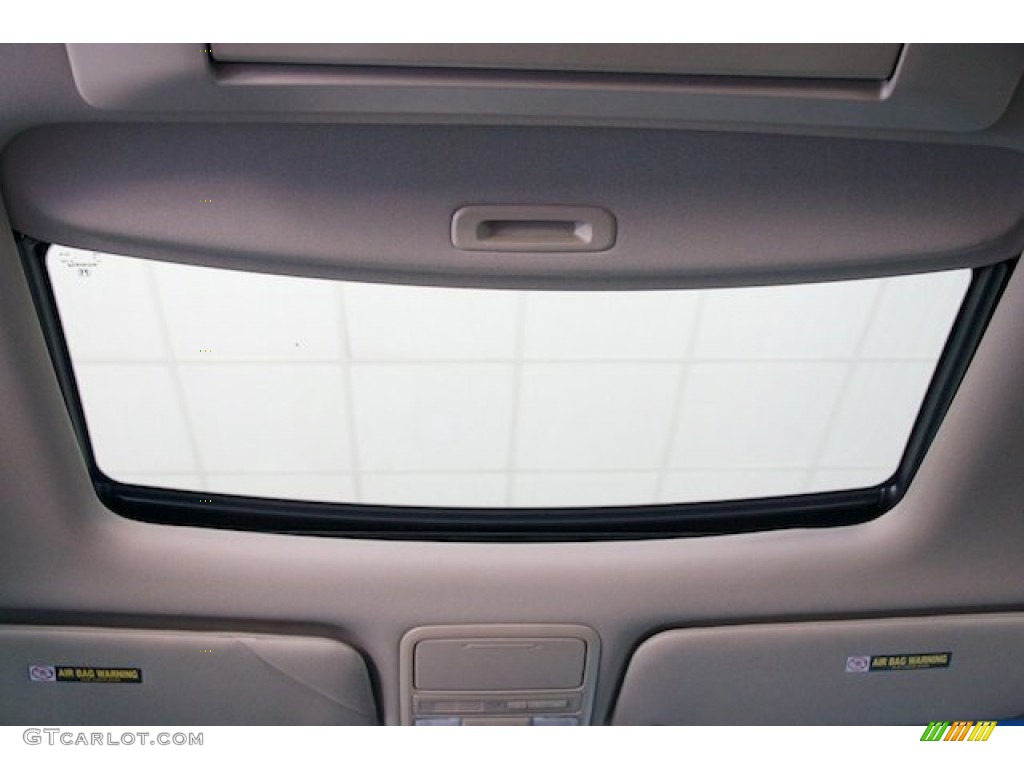 2012 Honda Odyssey Touring Elite Sunroof Photo #68668573