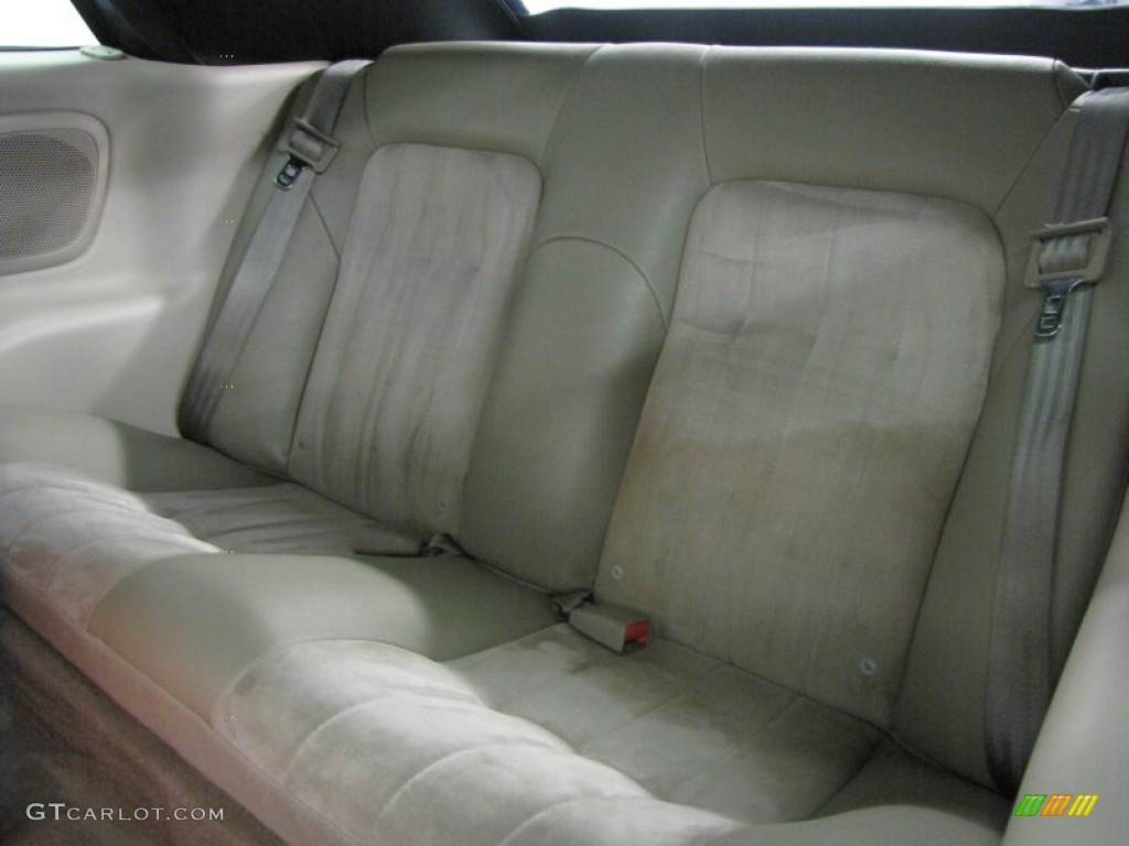 2006 Chrysler Sebring Touring Convertible Rear Seat Photo #68672107