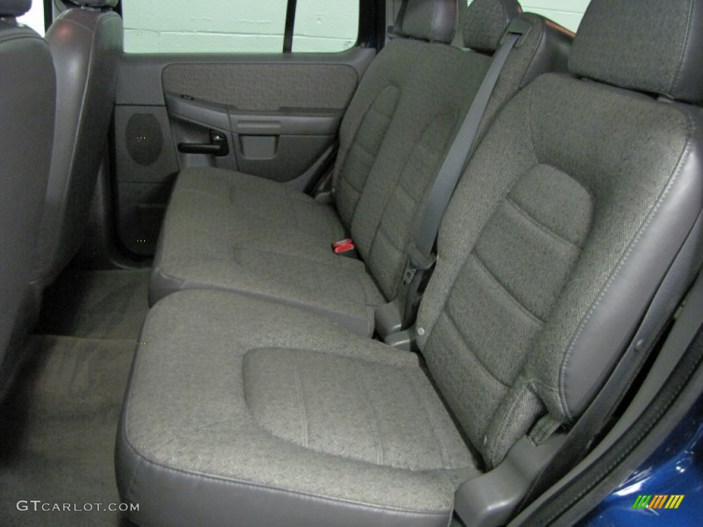 2004 Explorer XLS 4x4 - Dark Blue Pearl Metallic / Graphite photo #11