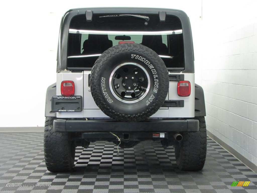 2004 Wrangler Sport 4x4 - Bright Silver Metallic / Dark Slate Gray photo #4