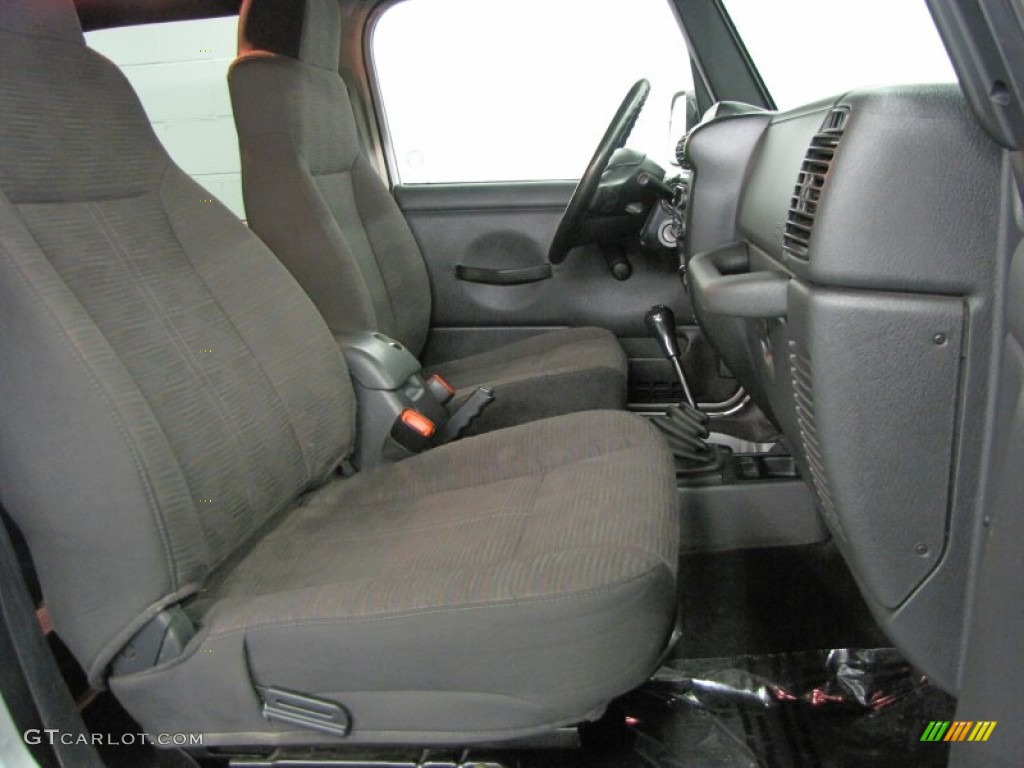 2004 Wrangler Sport 4x4 - Bright Silver Metallic / Dark Slate Gray photo #14