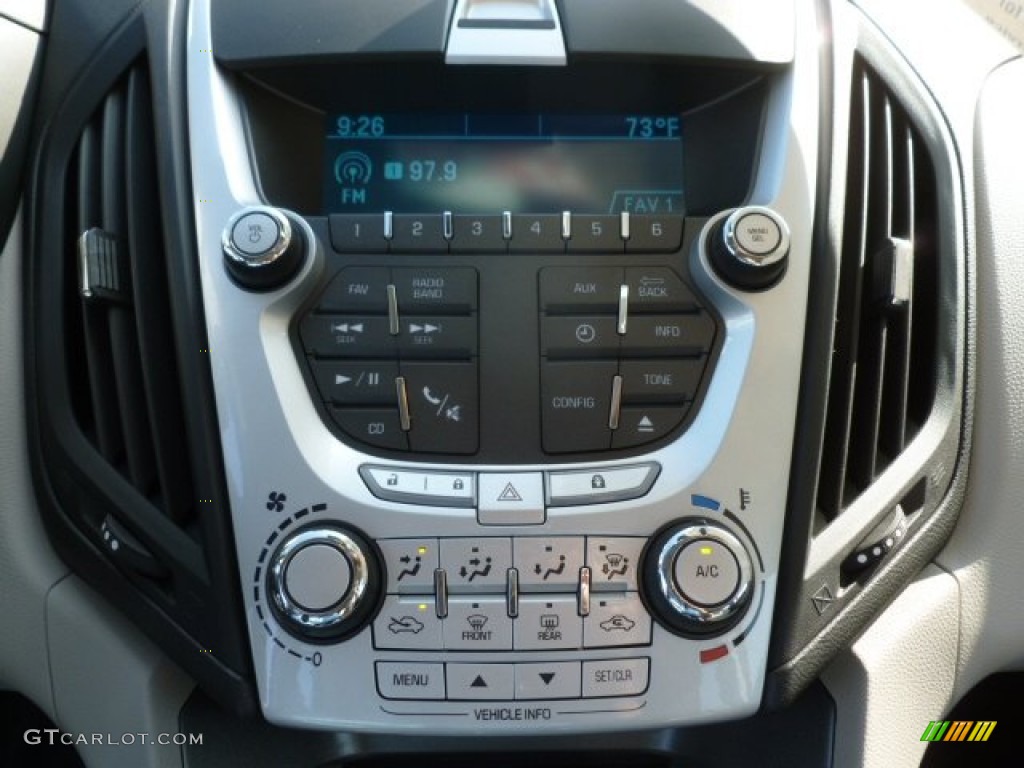 2013 Chevrolet Equinox LS AWD Controls Photo #68674369
