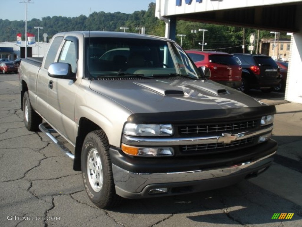 2001 Silverado 1500 Z71 Extended Cab 4x4 - Light Pewter Metallic / Tan photo #2