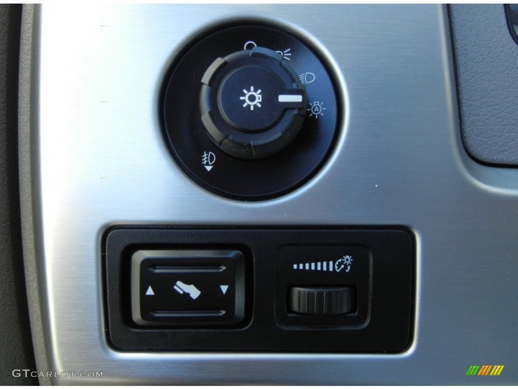 2010 Ford F150 Platinum SuperCrew 4x4 Controls Photo #68676469