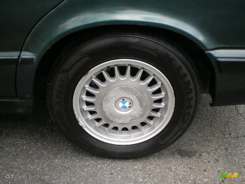 1991 BMW 5 Series 525i Sedan Wheel Photos