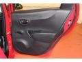 Absolutely Red - Yaris L 5 Door Photo No. 18