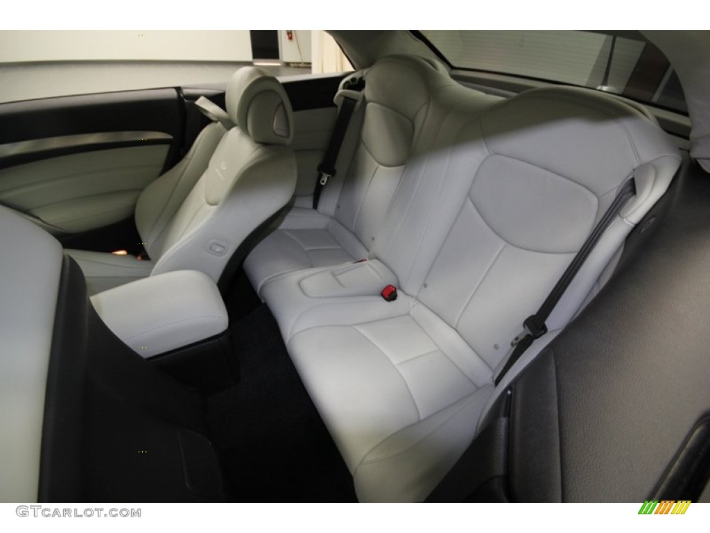 2009 Infiniti G 37 S Sport Convertible Rear Seat Photo #68677300