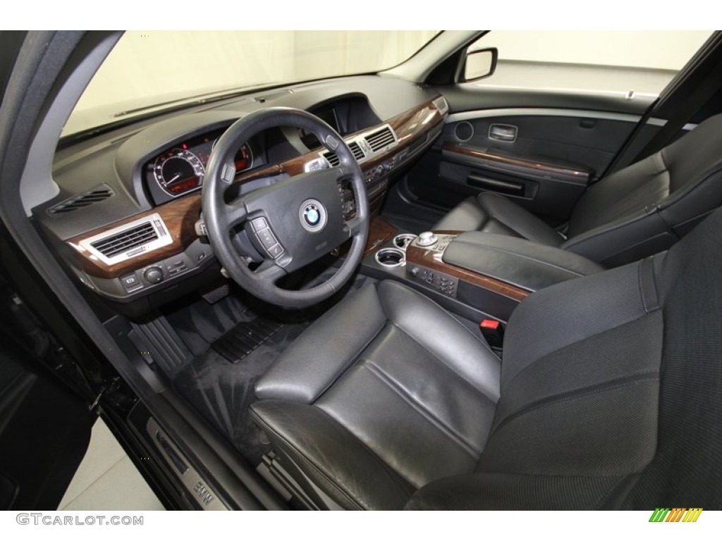 2004 7 Series 745i Sedan - Black Sapphire Metallic / Black/Black photo #13