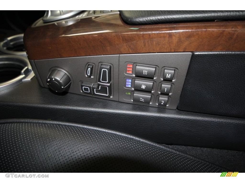 2004 BMW 7 Series 745i Sedan Controls Photo #68678600