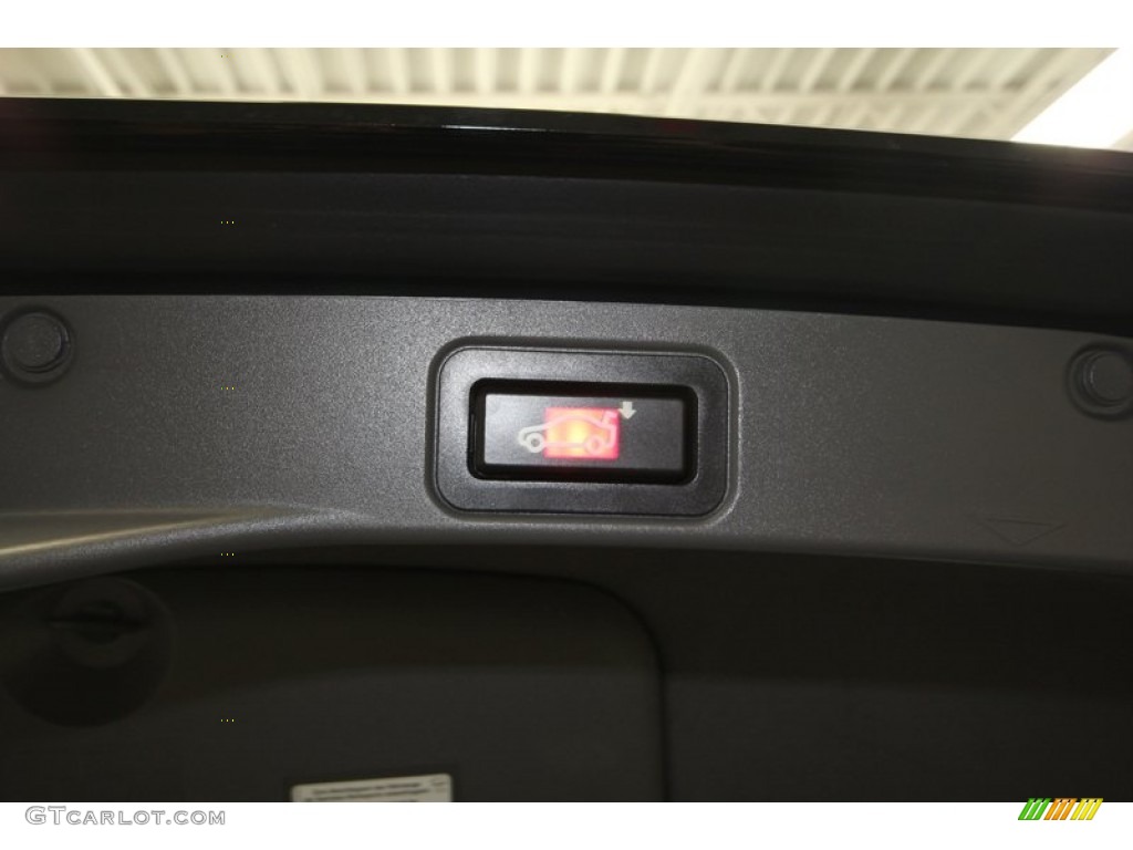 2004 7 Series 745i Sedan - Black Sapphire Metallic / Black/Black photo #37