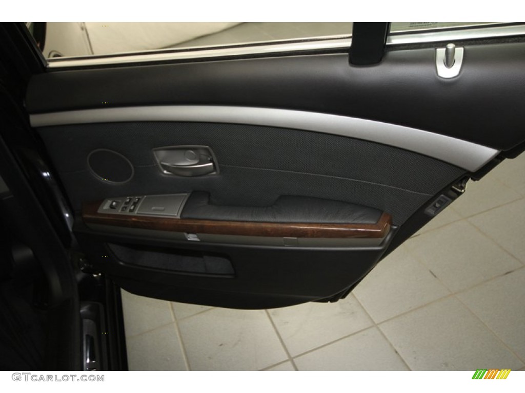 2004 7 Series 745i Sedan - Black Sapphire Metallic / Black/Black photo #40