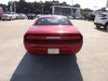 Redline 3 Coat Pearl - Challenger SXT Photo No. 4