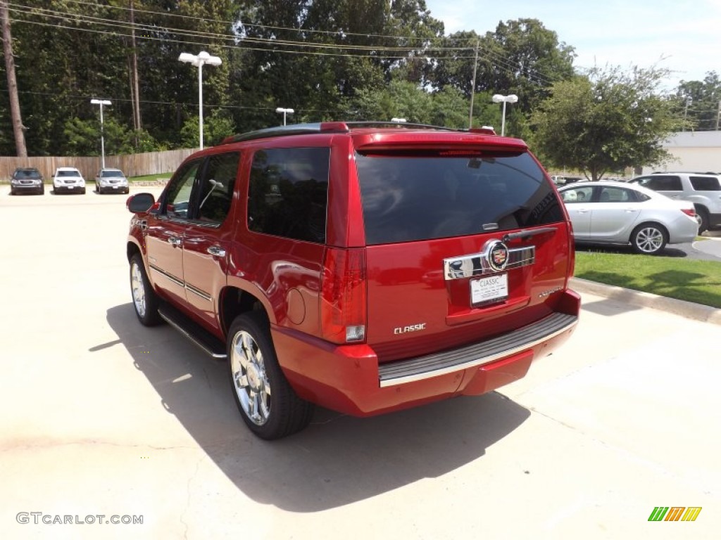 2013 Escalade Luxury - Crystal Red Tintcoat / Ebony photo #3