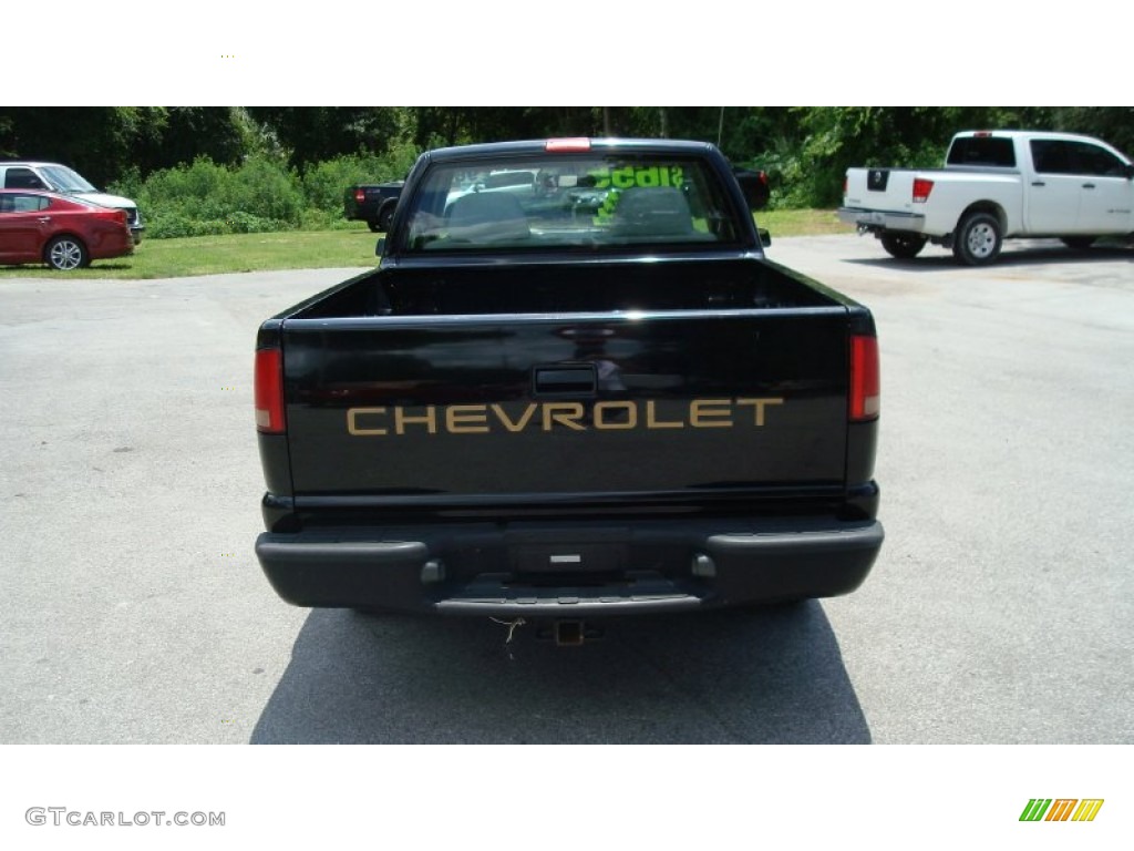 1998 S10 Regular Cab - Onyx Black / Gray photo #4