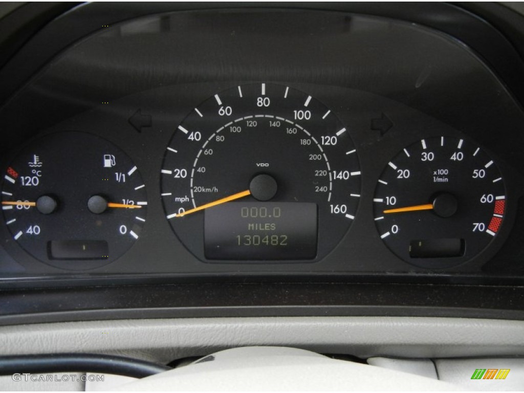 2002 Mercedes-Benz CLK 320 Coupe Gauges Photo #68688253