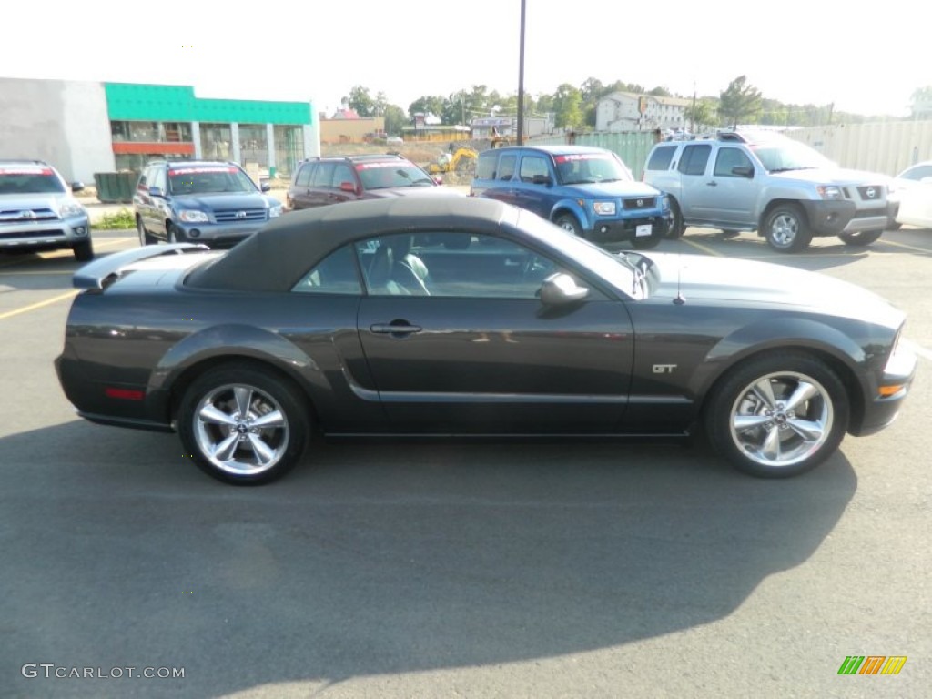 2008 Mustang GT Premium Convertible - Alloy Metallic / Dark Charcoal photo #25