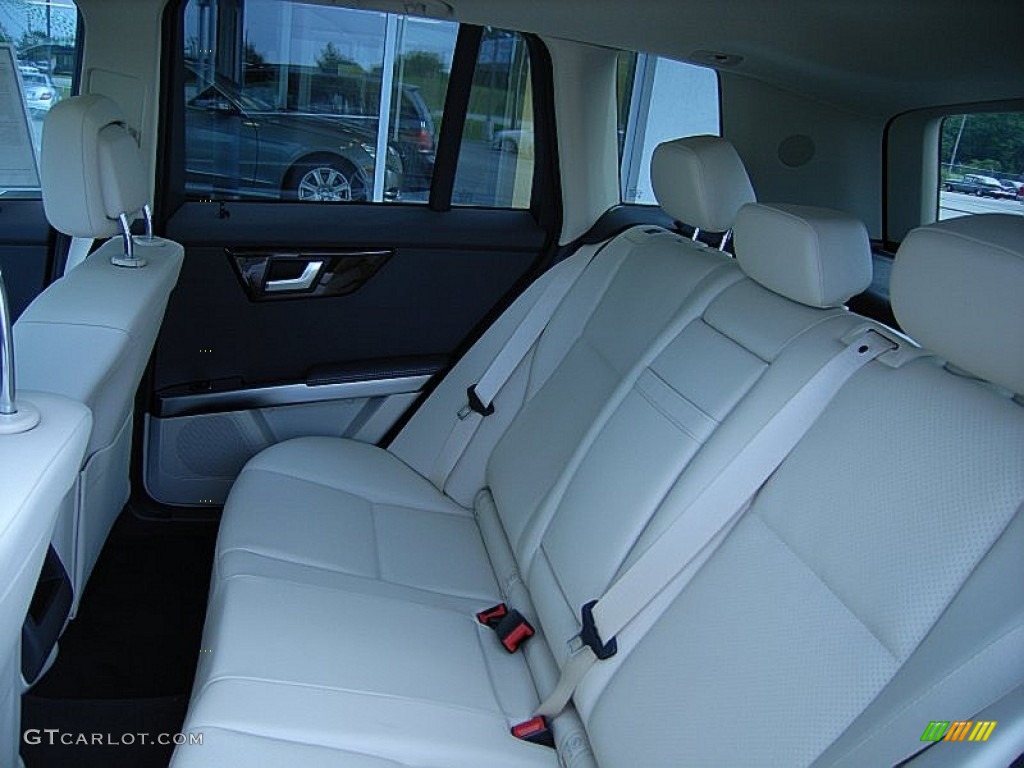 2013 Mercedes-Benz GLK 350 Rear Seat Photo #68691622