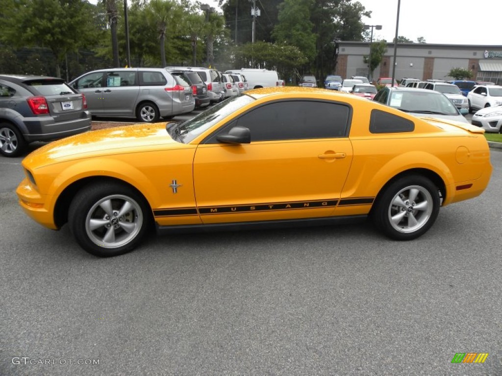 2008 Mustang V6 Premium Coupe - Grabber Orange / Dark Charcoal photo #2