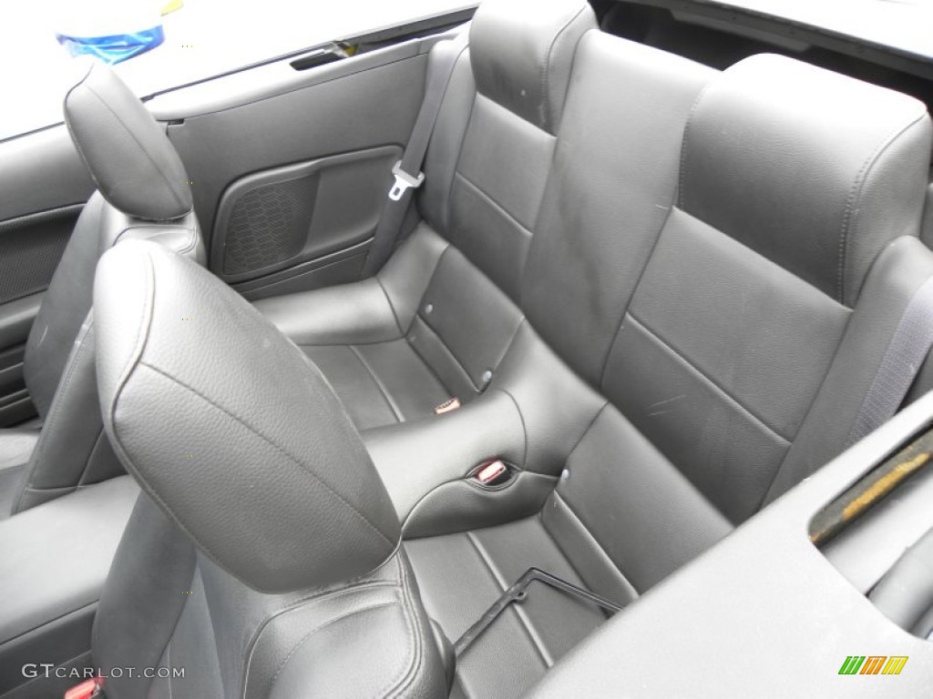 2005 Ford Mustang V6 Premium Convertible Rear Seat Photo #68693273