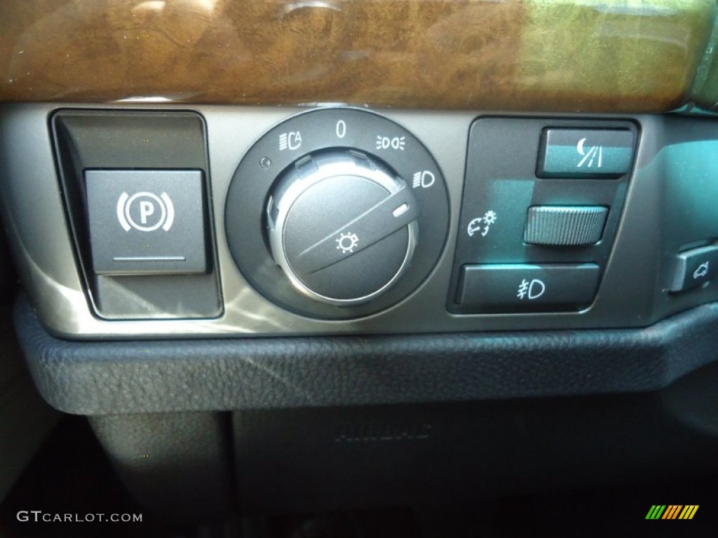 2008 BMW 7 Series 750Li Sedan Controls Photo #68693704