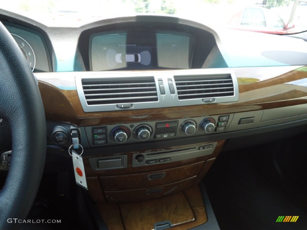 2008 BMW 7 Series 750Li Sedan Controls Photo #68693740