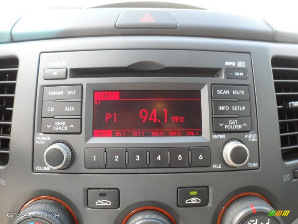 2010 Kia Optima LX Audio System Photo #68695081