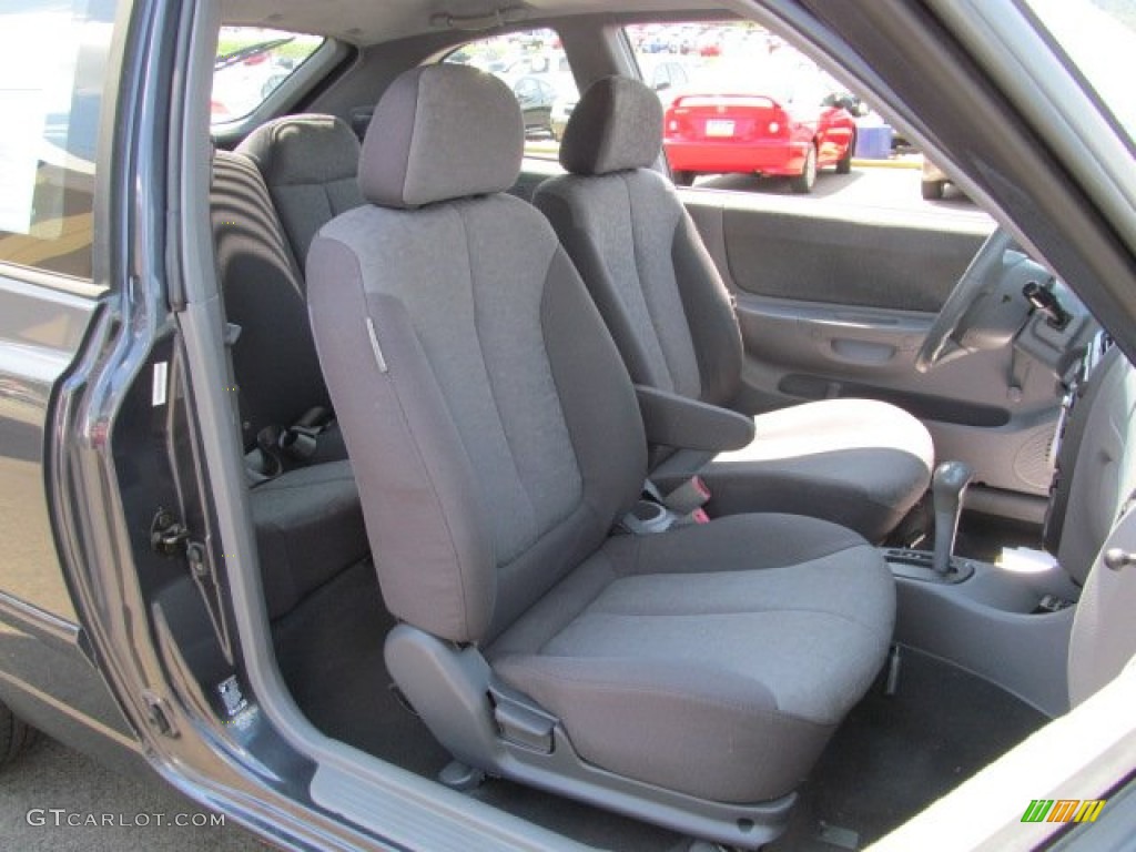 2005 Hyundai Accent GLS Coupe Front Seat Photos