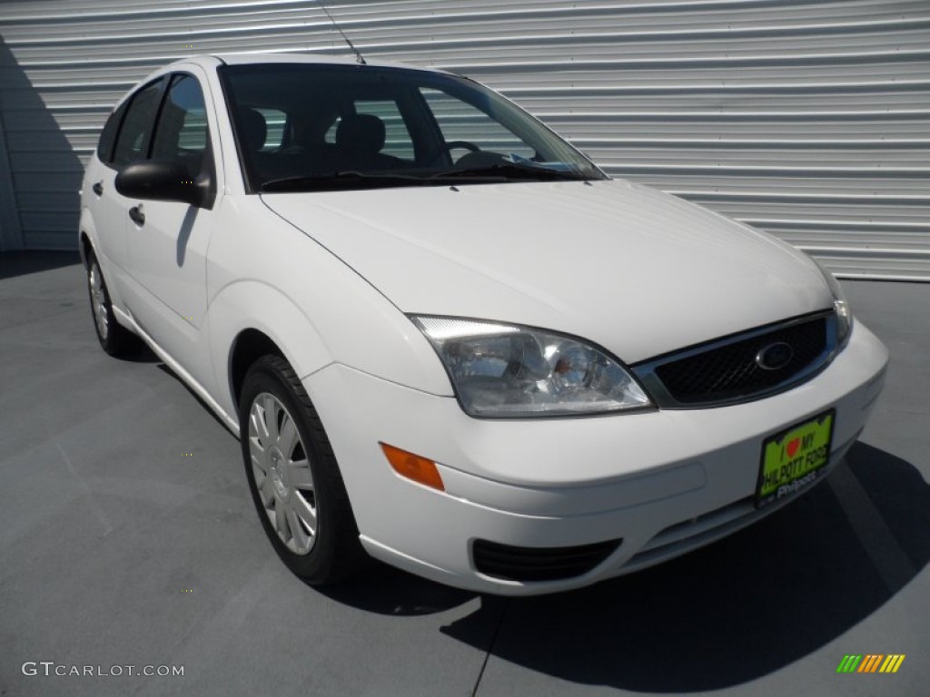 2005 Focus ZX5 S Hatchback - Cloud 9 White / Charcoal/Charcoal photo #1