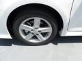 Super White - Camry SE Photo No. 10