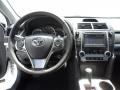 Super White - Camry SE Photo No. 23